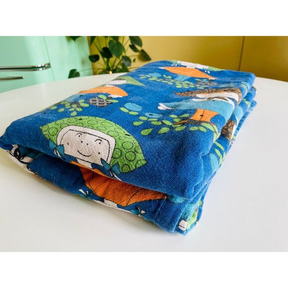 Vintage 70s handmade quilt, groovy retro print, reversible, hand sewn - Picture 10 of 10